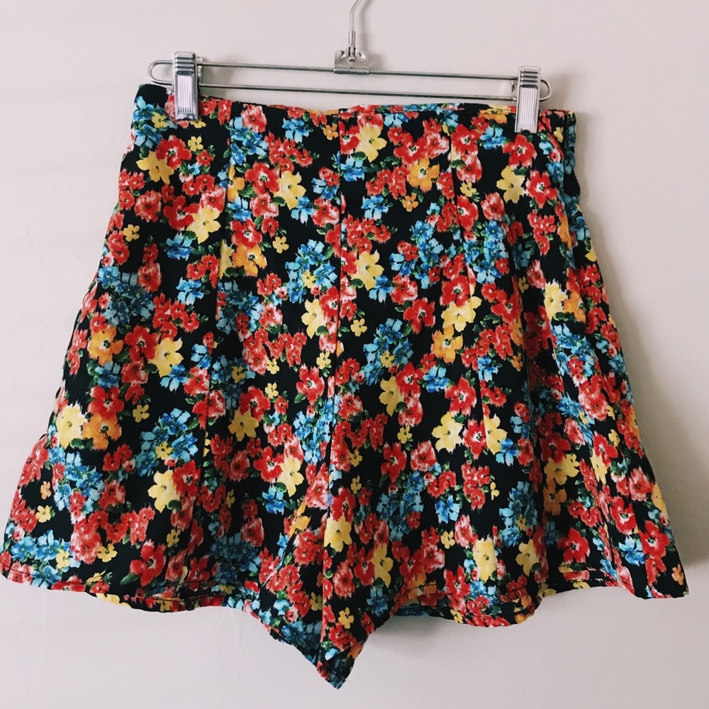floral high waisted shorts